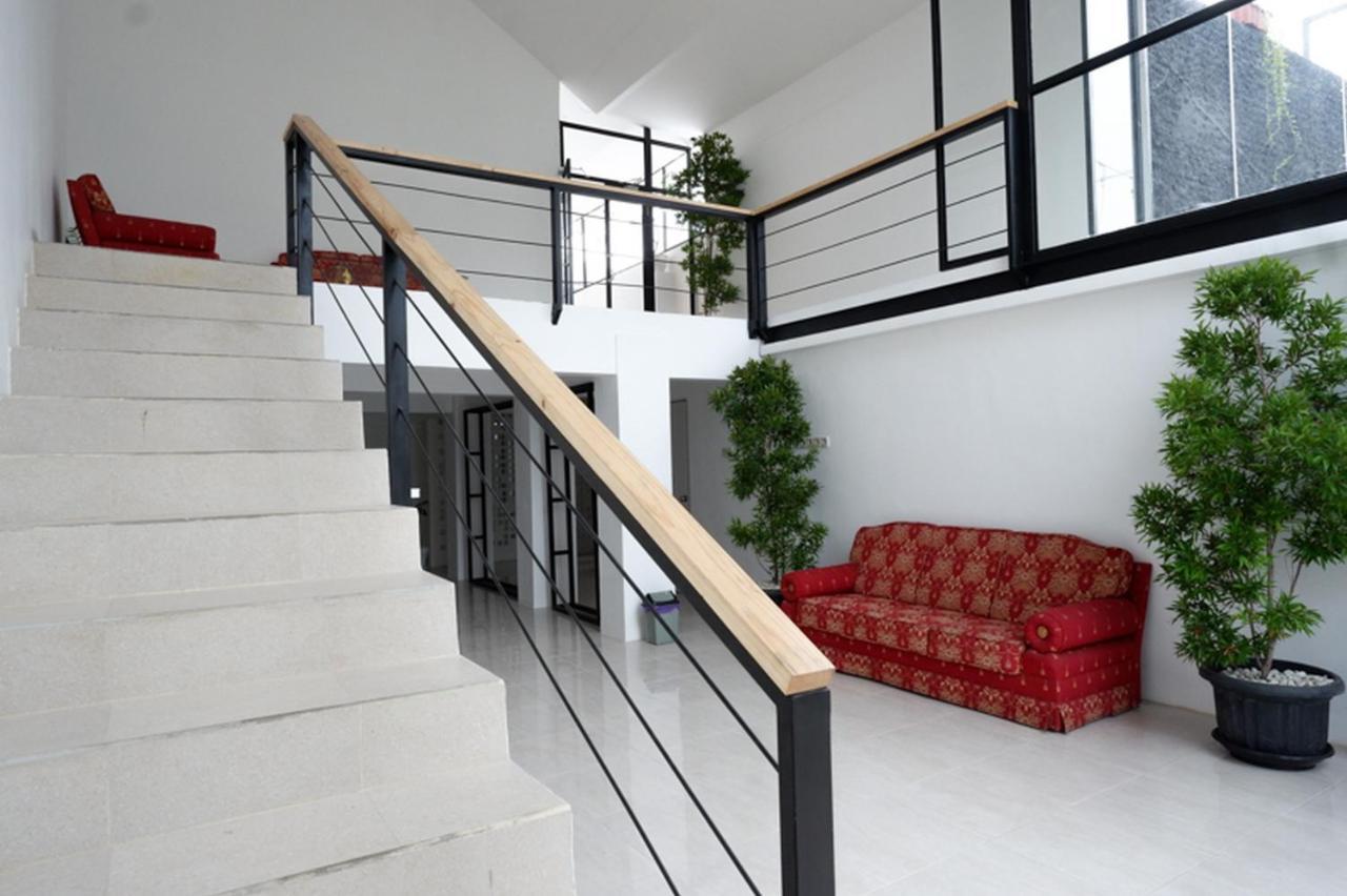 Reddoorz @ Demangan Sari Residence Pakualaman 외부 사진