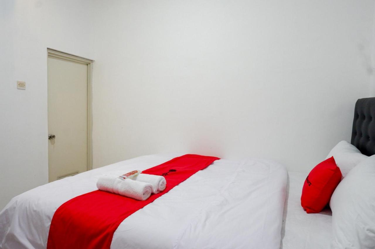 Reddoorz @ Demangan Sari Residence Pakualaman 외부 사진