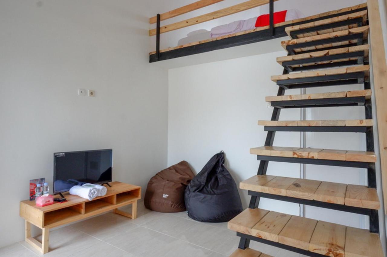Reddoorz @ Demangan Sari Residence Pakualaman 외부 사진