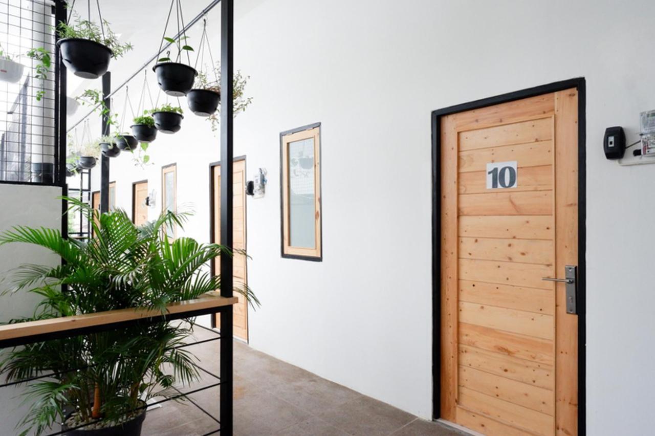 Reddoorz @ Demangan Sari Residence Pakualaman 외부 사진